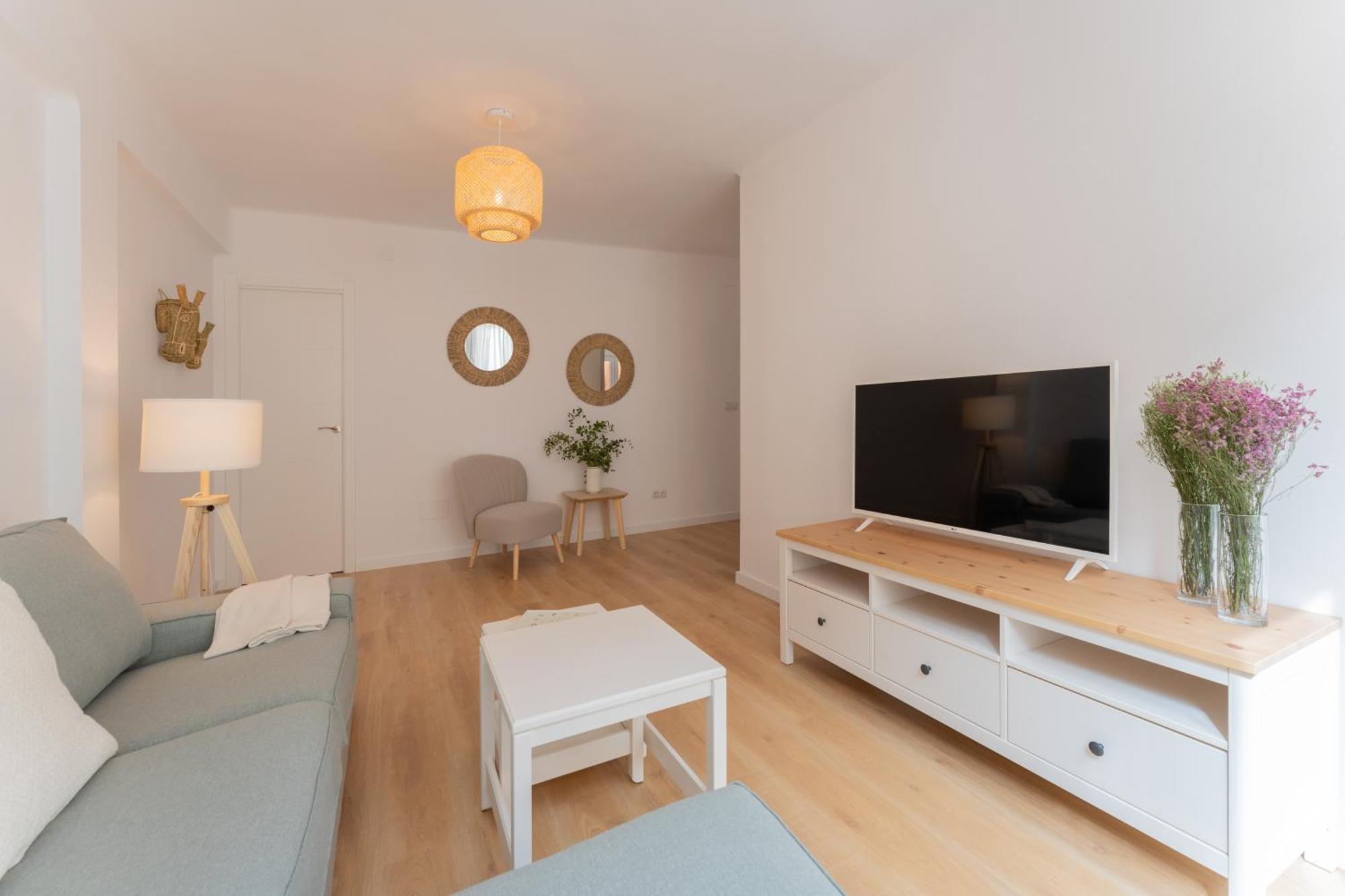Malaga Lux Oasis - Modern 3Br, Fast Wifi, Smarttv Apartment Luaran gambar